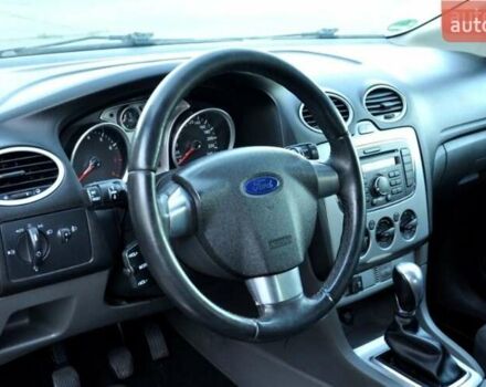 Синий Форд Фокус, объемом двигателя 1.6 л и пробегом 188 тыс. км за 6300 $, фото 19 на Automoto.ua