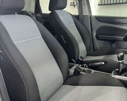 Синій Форд Фокус, об'ємом двигуна 1.56 л та пробігом 302 тис. км за 5300 $, фото 7 на Automoto.ua