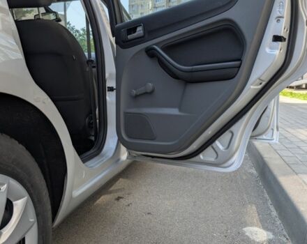 Синий Форд Фокус, объемом двигателя 1.6 л и пробегом 181 тыс. км за 5990 $, фото 14 на Automoto.ua