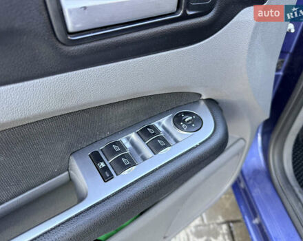 Синий Форд Фокус, объемом двигателя 1.6 л и пробегом 277 тыс. км за 5400 $, фото 13 на Automoto.ua