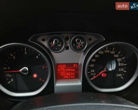 Синій Форд Фокус, об'ємом двигуна 1.6 л та пробігом 225 тис. км за 6000 $, фото 7 на Automoto.ua