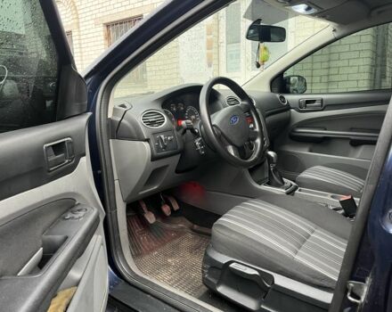 Синій Форд Фокус, об'ємом двигуна 1.6 л та пробігом 265 тис. км за 4800 $, фото 17 на Automoto.ua