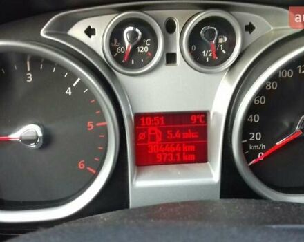 Синій Форд Фокус, об'ємом двигуна 1.6 л та пробігом 310 тис. км за 5400 $, фото 5 на Automoto.ua