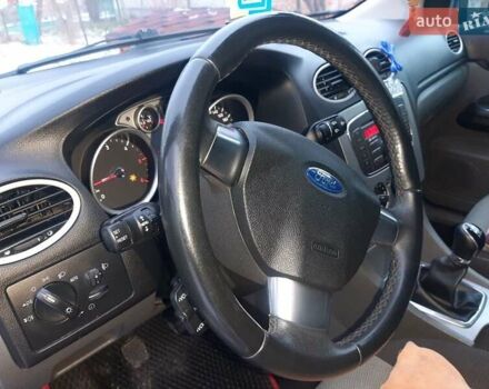 Синій Форд Фокус, об'ємом двигуна 1.56 л та пробігом 218 тис. км за 5500 $, фото 19 на Automoto.ua