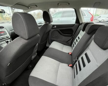 Синій Форд Фокус, об'ємом двигуна 1.8 л та пробігом 300 тис. км за 5100 $, фото 16 на Automoto.ua