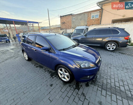 Синий Форд Фокус, объемом двигателя 1.6 л и пробегом 277 тыс. км за 5400 $, фото 1 на Automoto.ua