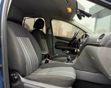 Синій Форд Фокус, об'ємом двигуна 0 л та пробігом 251 тис. км за 5490 $, фото 11 на Automoto.ua