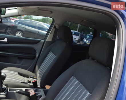 Синий Форд Фокус, объемом двигателя 1.56 л и пробегом 281 тыс. км за 4950 $, фото 6 на Automoto.ua