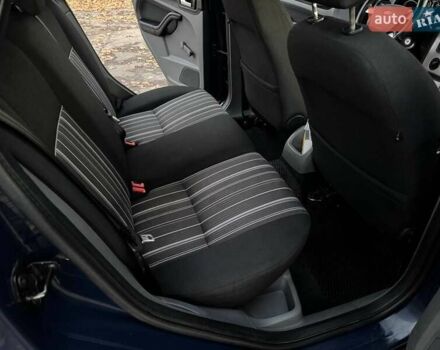 Синий Форд Фокус, объемом двигателя 1.6 л и пробегом 318 тыс. км за 4700 $, фото 16 на Automoto.ua