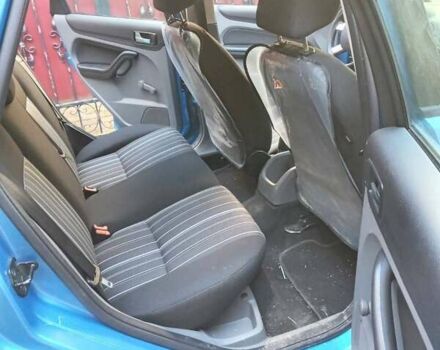 Синій Форд Фокус, об'ємом двигуна 1.56 л та пробігом 277 тис. км за 5500 $, фото 6 на Automoto.ua