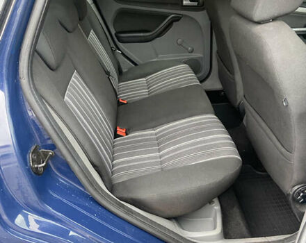 Синий Форд Фокус, объемом двигателя 1.6 л и пробегом 223 тыс. км за 6000 $, фото 12 на Automoto.ua