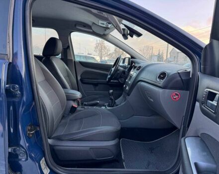 Синій Форд Фокус, об'ємом двигуна 1.6 л та пробігом 244 тис. км за 6790 $, фото 11 на Automoto.ua