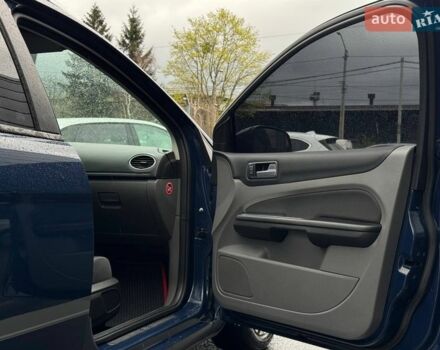 Синий Форд Фокус, объемом двигателя 1.6 л и пробегом 244 тыс. км за 4900 $, фото 46 на Automoto.ua