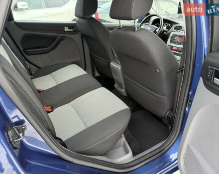 Синий Форд Фокус, объемом двигателя 1.8 л и пробегом 116 тыс. км за 7499 $, фото 16 на Automoto.ua