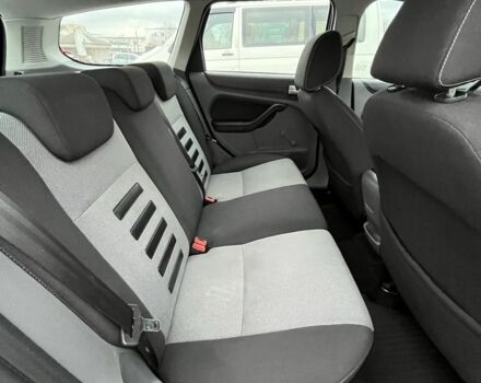 Синій Форд Фокус, об'ємом двигуна 1.8 л та пробігом 300 тис. км за 5100 $, фото 17 на Automoto.ua