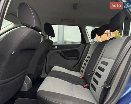 Синий Форд Фокус, объемом двигателя 1.6 л и пробегом 150 тыс. км за 6250 $, фото 30 на Automoto.ua