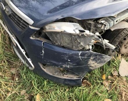 Синий Форд Фокус, объемом двигателя 1.8 л и пробегом 200 тыс. км за 2700 $, фото 1 на Automoto.ua