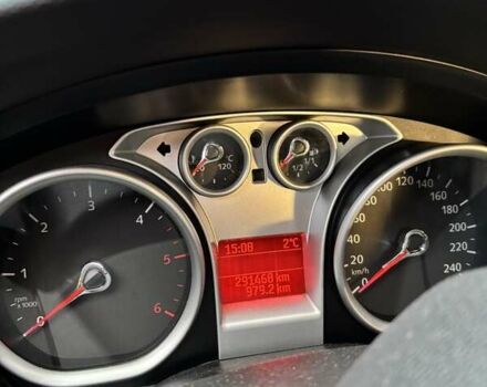 Синий Форд Фокус, объемом двигателя 1.56 л и пробегом 291 тыс. км за 6200 $, фото 5 на Automoto.ua