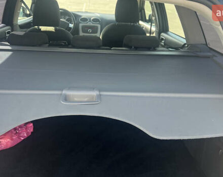 Синій Форд Фокус, об'ємом двигуна 1.8 л та пробігом 228 тис. км за 4800 $, фото 17 на Automoto.ua