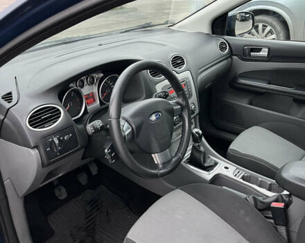 Синий Форд Фокус, объемом двигателя 1.8 л и пробегом 312 тыс. км за 5200 $, фото 10 на Automoto.ua