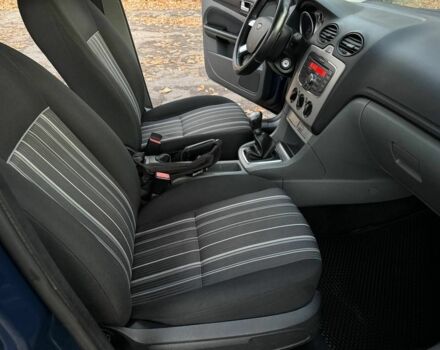 Синий Форд Фокус, объемом двигателя 1.6 л и пробегом 318 тыс. км за 5200 $, фото 10 на Automoto.ua