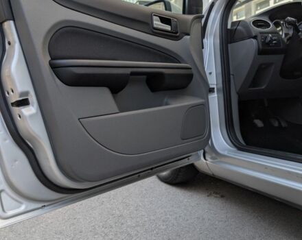 Синий Форд Фокус, объемом двигателя 1.6 л и пробегом 181 тыс. км за 5990 $, фото 15 на Automoto.ua