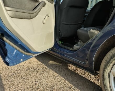 Синий Форд Фокус, объемом двигателя 1.6 л и пробегом 236 тыс. км за 5300 $, фото 5 на Automoto.ua