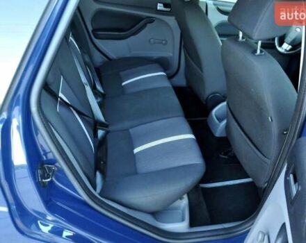 Синий Форд Фокус, объемом двигателя 1.6 л и пробегом 188 тыс. км за 6300 $, фото 17 на Automoto.ua