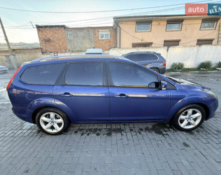 Синий Форд Фокус, объемом двигателя 1.6 л и пробегом 277 тыс. км за 5400 $, фото 3 на Automoto.ua