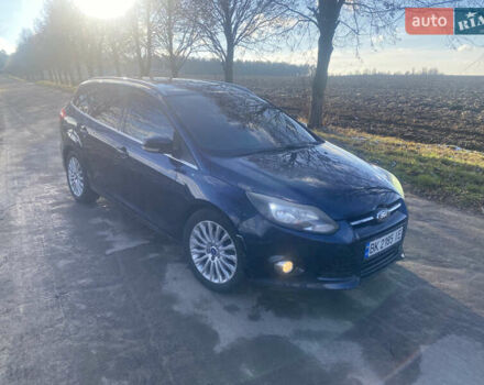 Синий Форд Фокус, объемом двигателя 1.6 л и пробегом 260 тыс. км за 7300 $, фото 2 на Automoto.ua