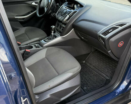 Синий Форд Фокус, объемом двигателя 0 л и пробегом 218 тыс. км за 6100 $, фото 9 на Automoto.ua