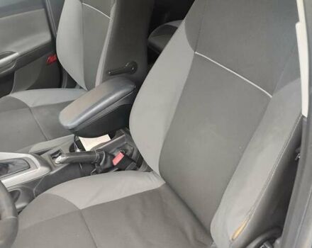 Синій Форд Фокус, об'ємом двигуна 1.56 л та пробігом 207 тис. км за 4300 $, фото 4 на Automoto.ua