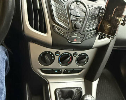 Синий Форд Фокус, объемом двигателя 1.6 л и пробегом 392 тыс. км за 5800 $, фото 11 на Automoto.ua