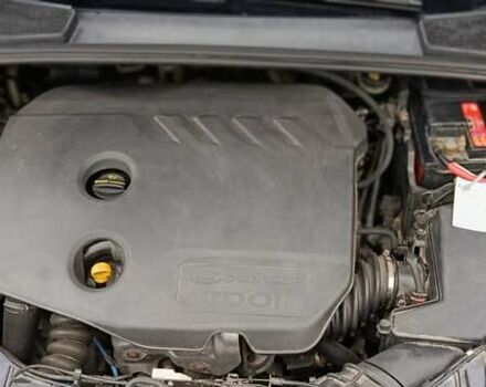 Синий Форд Фокус, объемом двигателя 1.6 л и пробегом 271 тыс. км за 6800 $, фото 8 на Automoto.ua