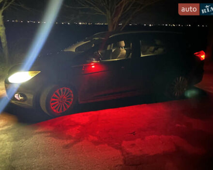 Синий Форд Фокус, объемом двигателя 1.6 л и пробегом 260 тыс. км за 7300 $, фото 14 на Automoto.ua