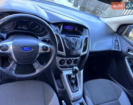 Синий Форд Фокус, объемом двигателя 1.6 л и пробегом 235 тыс. км за 6950 $, фото 8 на Automoto.ua