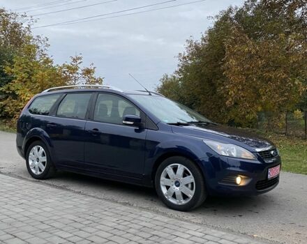Синий Форд Фокус, объемом двигателя 1.6 л и пробегом 180 тыс. км за 6100 $, фото 4 на Automoto.ua