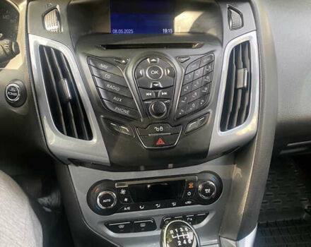 Синій Форд Фокус, об'ємом двигуна 1.6 л та пробігом 240 тис. км за 7900 $, фото 11 на Automoto.ua