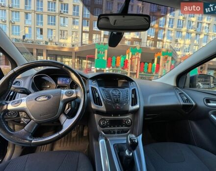 Синий Форд Фокус, объемом двигателя 1.56 л и пробегом 256 тыс. км за 7500 $, фото 9 на Automoto.ua