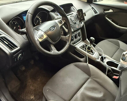 Синий Форд Фокус, объемом двигателя 1.6 л и пробегом 392 тыс. км за 5800 $, фото 6 на Automoto.ua