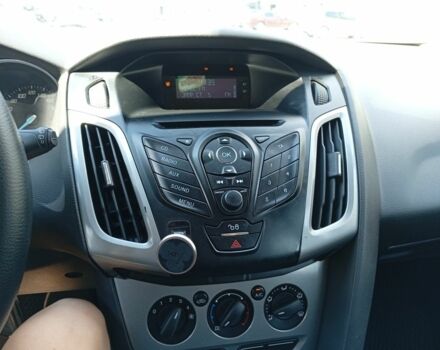 Синій Форд Фокус, об'ємом двигуна 1.6 л та пробігом 250 тис. км за 6250 $, фото 16 на Automoto.ua