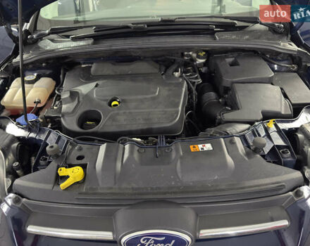 Форд Фокус 2012 у Умани на Automoto.ua Синій Форд Фокус, об'ємом двигуна 2 л та пробігом 288 тис. км за 10500 $, фото 16 на Automoto.ua