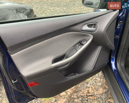 Синій Форд Фокус, об'ємом двигуна 1.6 л та пробігом 237 тис. км за 6950 $, фото 10 на Automoto.ua