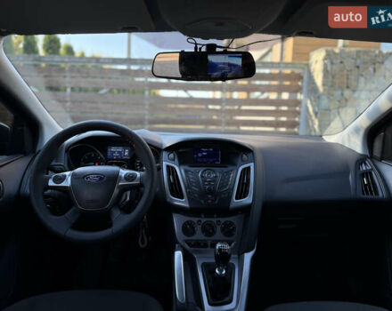 Форд Фокус 2012 в Стрые на Automoto.ua Синий Форд Фокус, объемом двигателя 1.6 л и пробегом 269 тыс. км за 7599 $, фото 49 на Automoto.ua