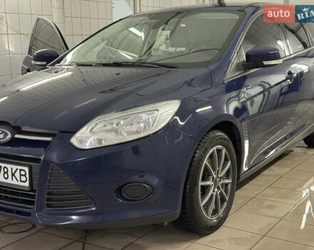 Форд Фокус 2012 у Умани на Automoto.ua Синій Форд Фокус, об'ємом двигуна 2 л та пробігом 288 тис. км за 10500 $, фото 3 на Automoto.ua
