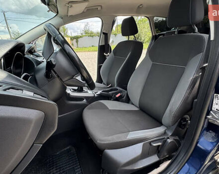 Синій Форд Фокус, об'ємом двигуна 1.6 л та пробігом 236 тис. км за 6450 $, фото 32 на Automoto.ua