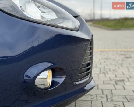 Синий Форд Фокус, объемом двигателя 1.6 л и пробегом 195 тыс. км за 7699 $, фото 4 на Automoto.ua