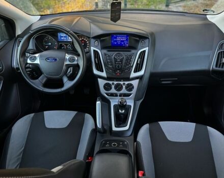 Синій Форд Фокус, об'ємом двигуна 1.6 л та пробігом 230 тис. км за 8299 $, фото 4 на Automoto.ua