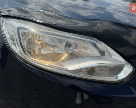 Синій Форд Фокус, об'ємом двигуна 1.6 л та пробігом 236 тис. км за 6450 $, фото 7 на Automoto.ua