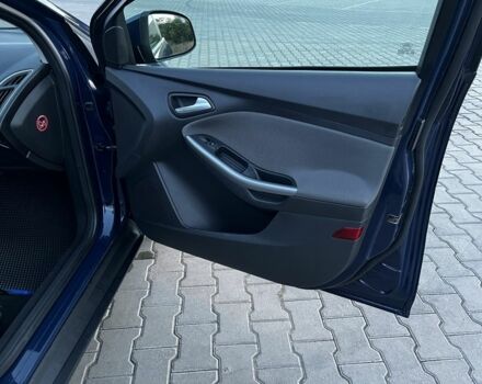 Синий Форд Фокус, объемом двигателя 1.6 л и пробегом 329 тыс. км за 6900 $, фото 10 на Automoto.ua